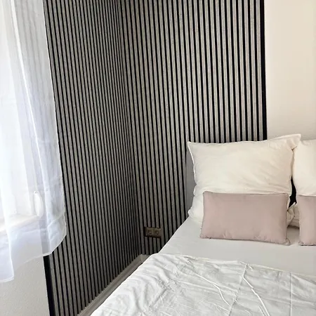 Zimmer-enjoy Guest house